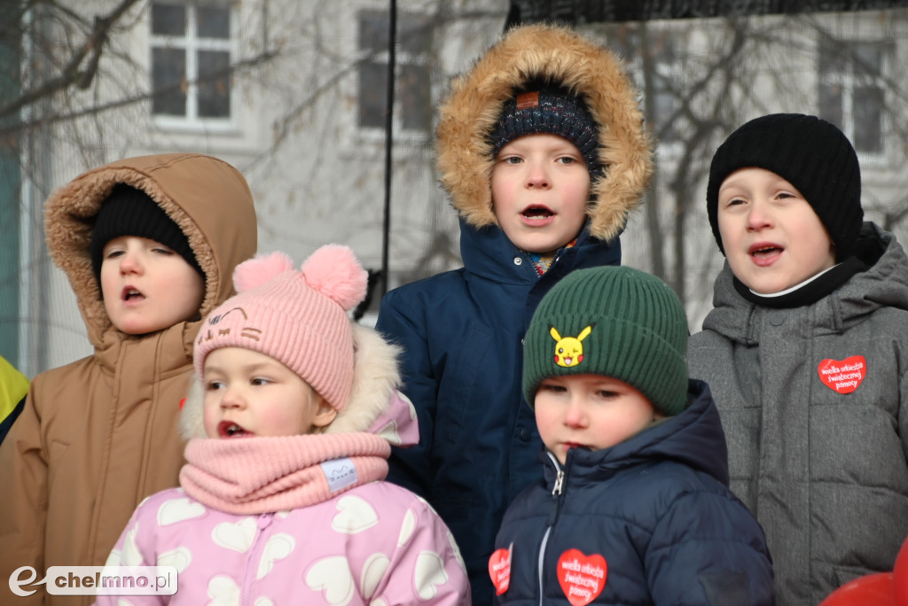 Bursztynowe złote i srebrne serduszka WOŚP wylicytowane