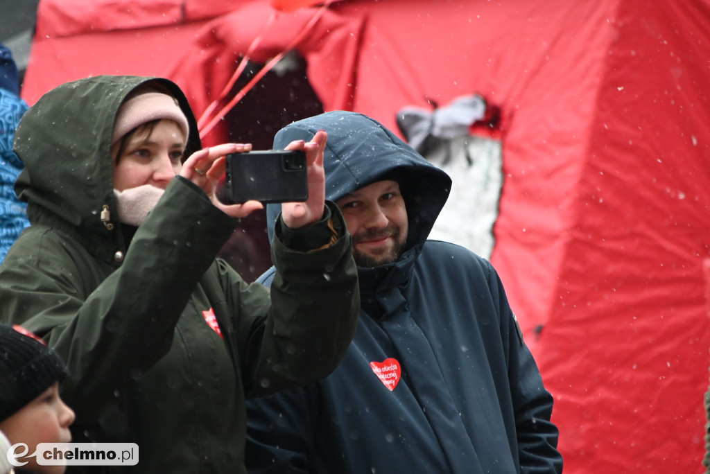 Bursztynowe złote i srebrne serduszka WOŚP wylicytowane