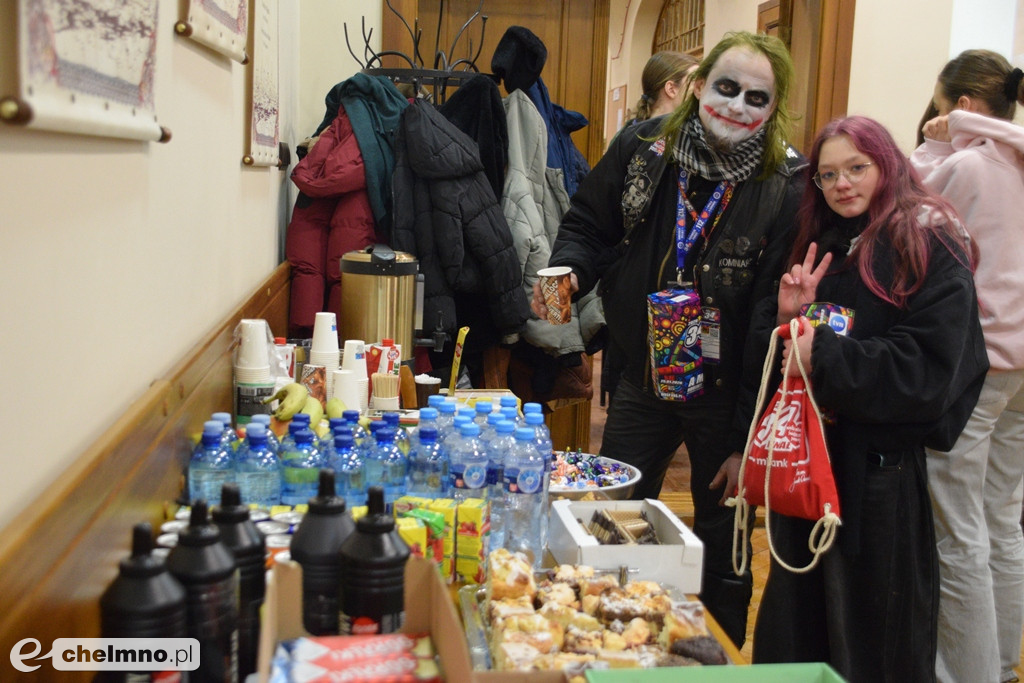 Trwa wielkie liczenie funduszy zbieranych dla WOŚP