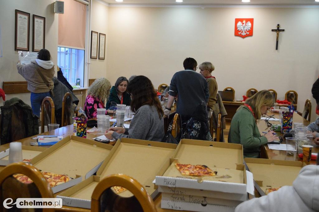 Trwa wielkie liczenie funduszy zbieranych dla WOŚP