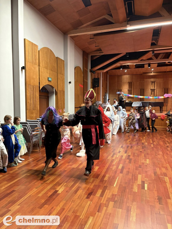 Ciekawe przebrania i świetna zabawa!