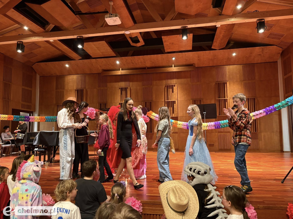 Ciekawe przebrania i świetna zabawa!