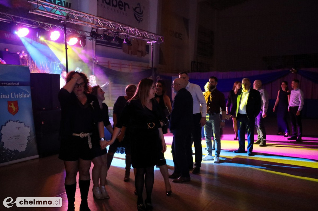 Wieczór pełen tańca i wspólnej zabawy