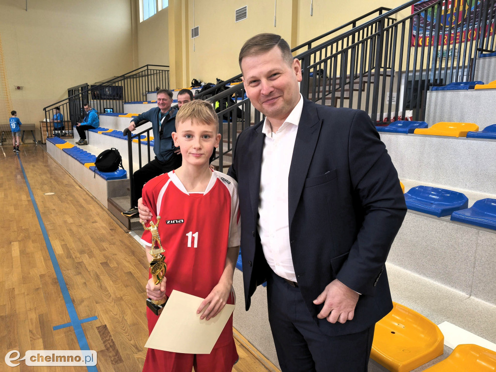 „Igrzyska Dzieci”. Cały powiat grał w siatkówkę w Stolnie!