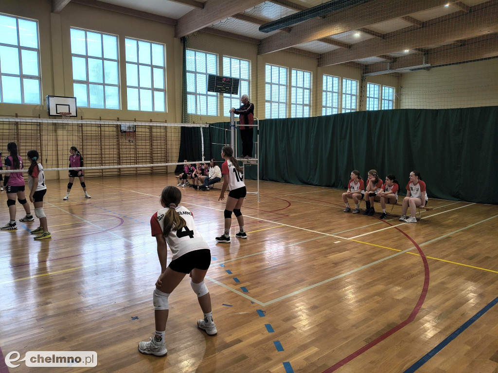 „Igrzyska Dzieci”. Cały powiat grał w siatkówkę w Stolnie!