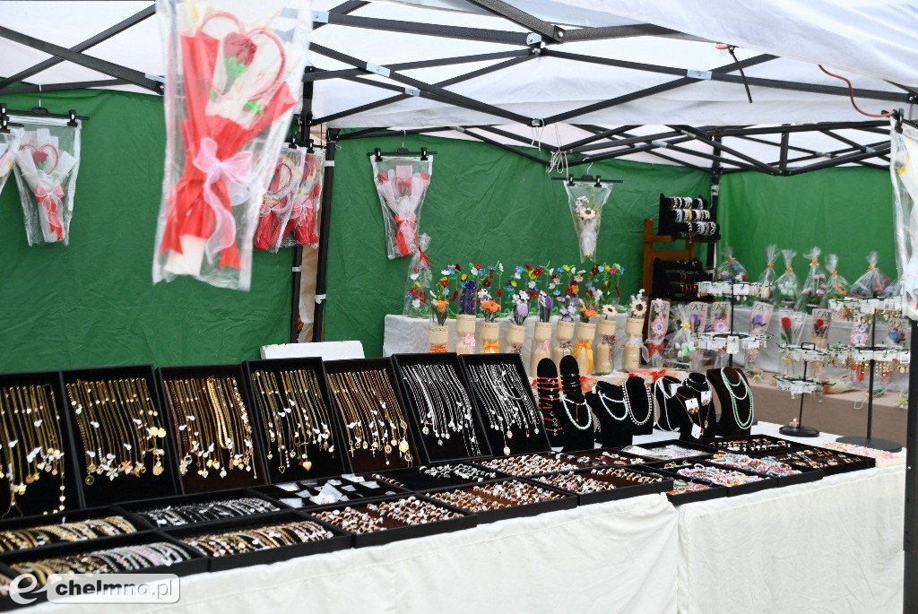 Kolorowy Jarmark Walentynkowy zaprasza