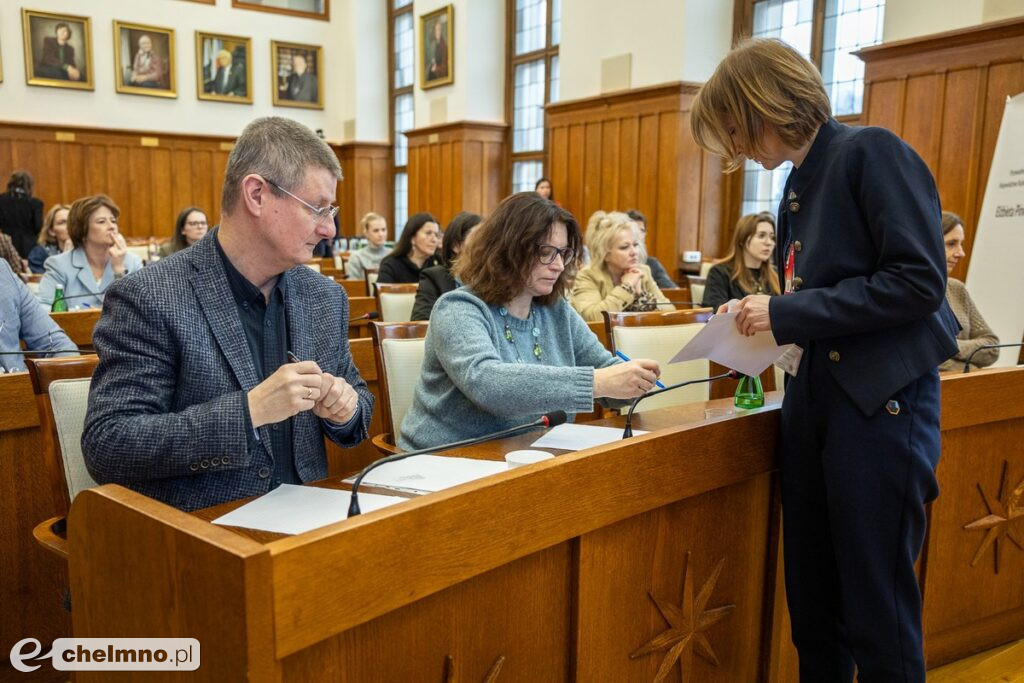 Dyktando w Urzędzie Marszałkowskim po raz jedenasty
