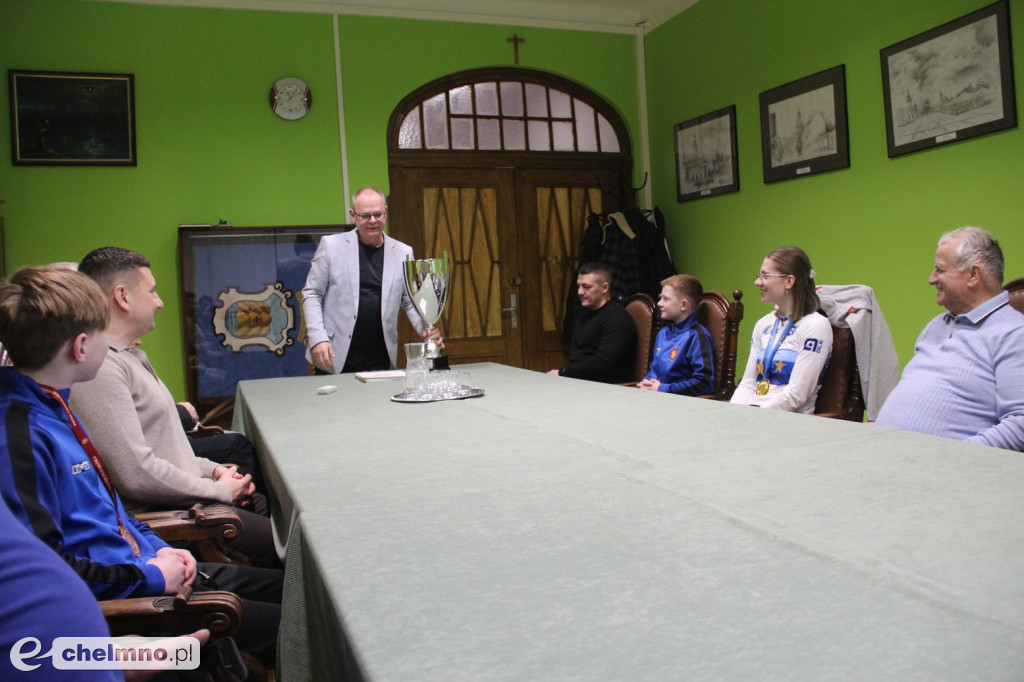 Walecka, Zawitowski, Orenkiewicz i Janus z nagrodami