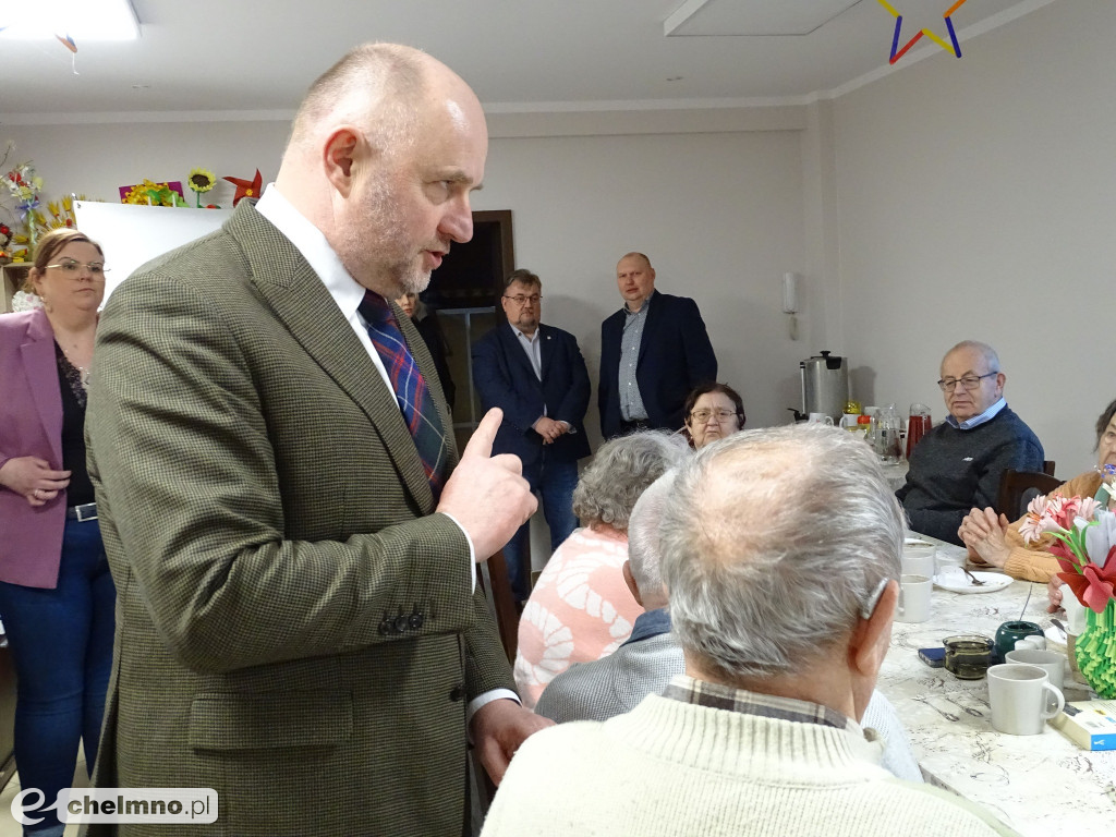 Czujki czadu dla seniorów z Domu Pomocy w Chełmnie