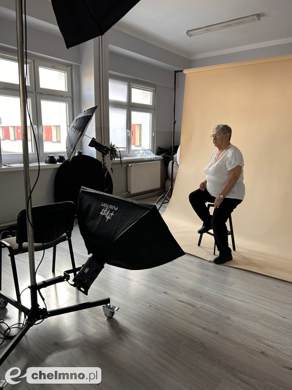 To była ciekawa sesja fotograficzna kobiecego piękna