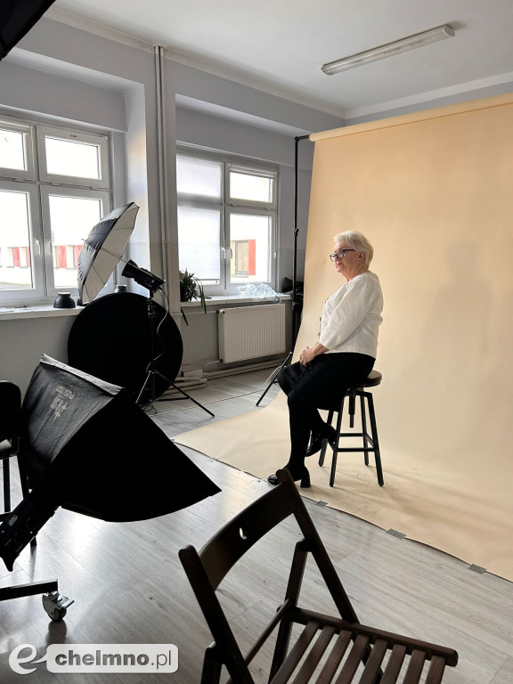 To była ciekawa sesja fotograficzna kobiecego piękna