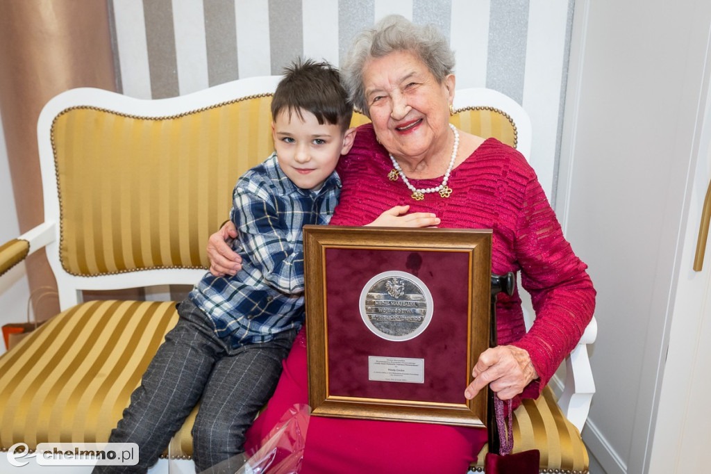 Stuletnie mieszkanki regionu odznaczone medalem