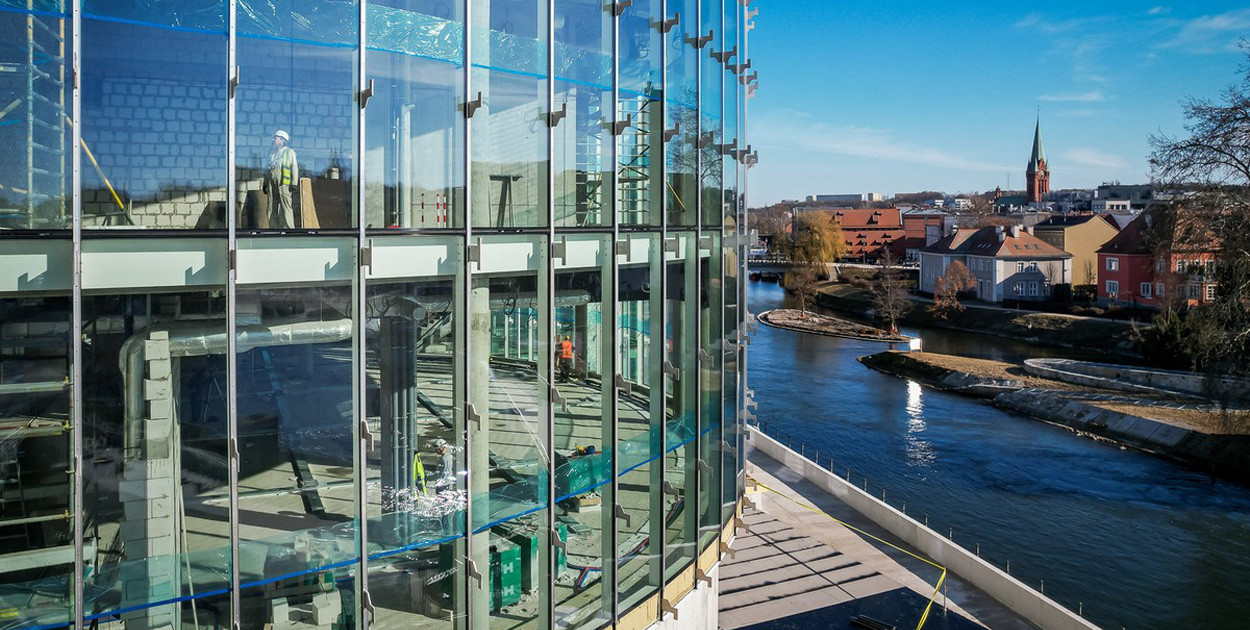 Rozbudowa Opery Nova na finiszu