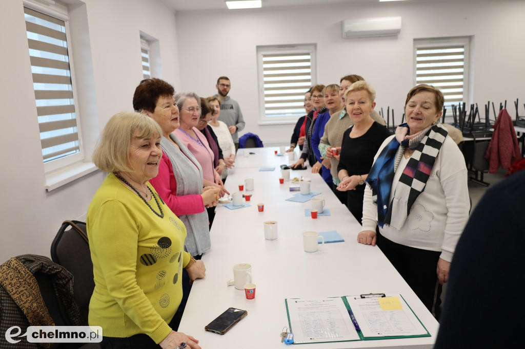 Dzień w Klubie Seniora rozpoczął się od ruchu