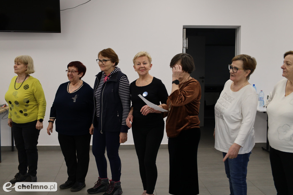 Dzień w Klubie Seniora rozpoczął się od ruchu