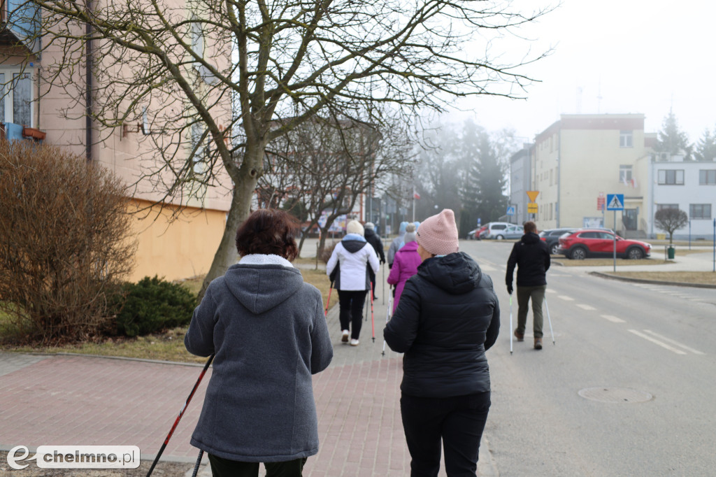 Dzień w Klubie Seniora rozpoczął się od ruchu