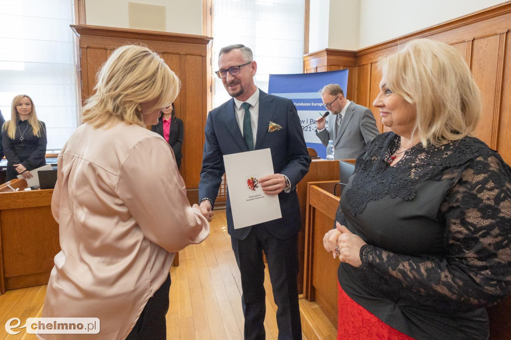 Mamy nowe umowy w FEdKP: ekologia, przestrzeń...