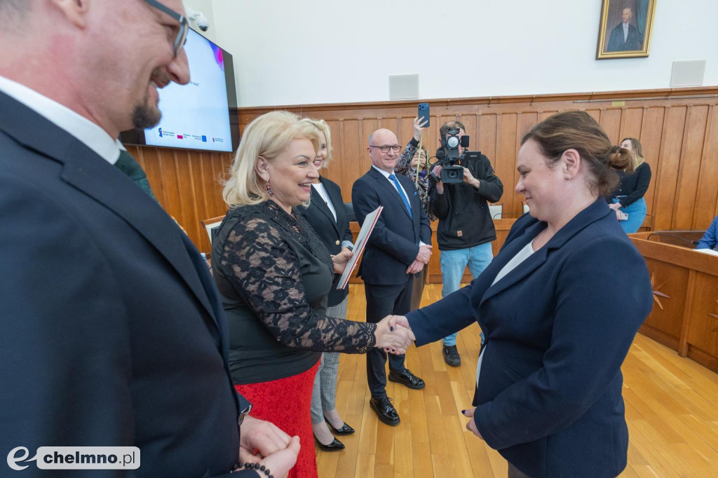 Mamy nowe umowy w FEdKP: ekologia, przestrzeń...