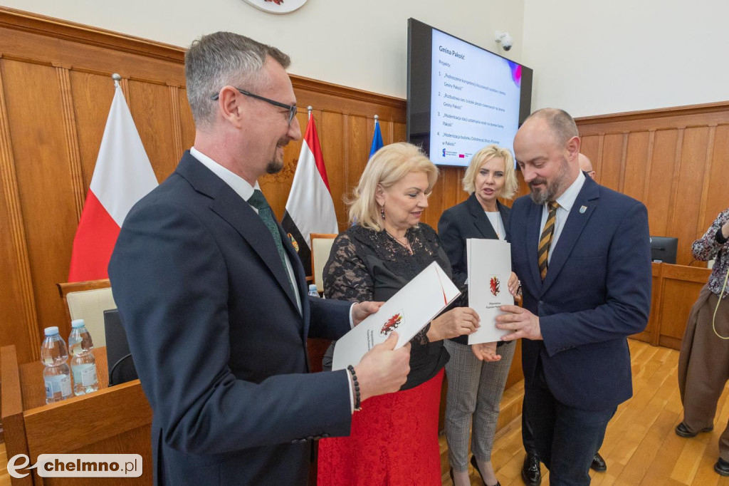 Mamy nowe umowy w FEdKP: ekologia, przestrzeń...