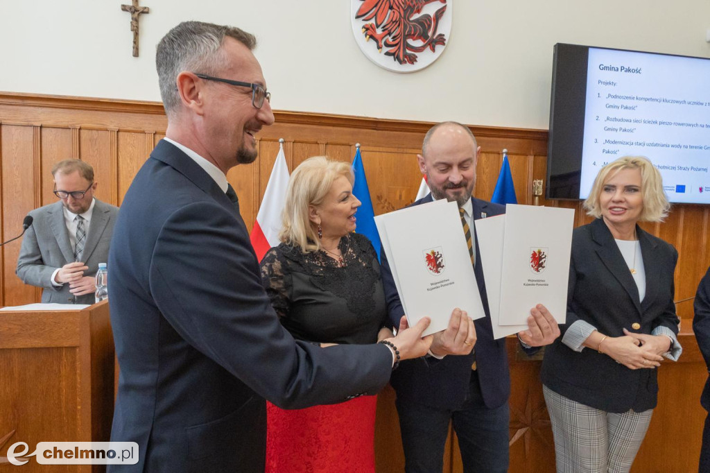 Mamy nowe umowy w FEdKP: ekologia, przestrzeń...