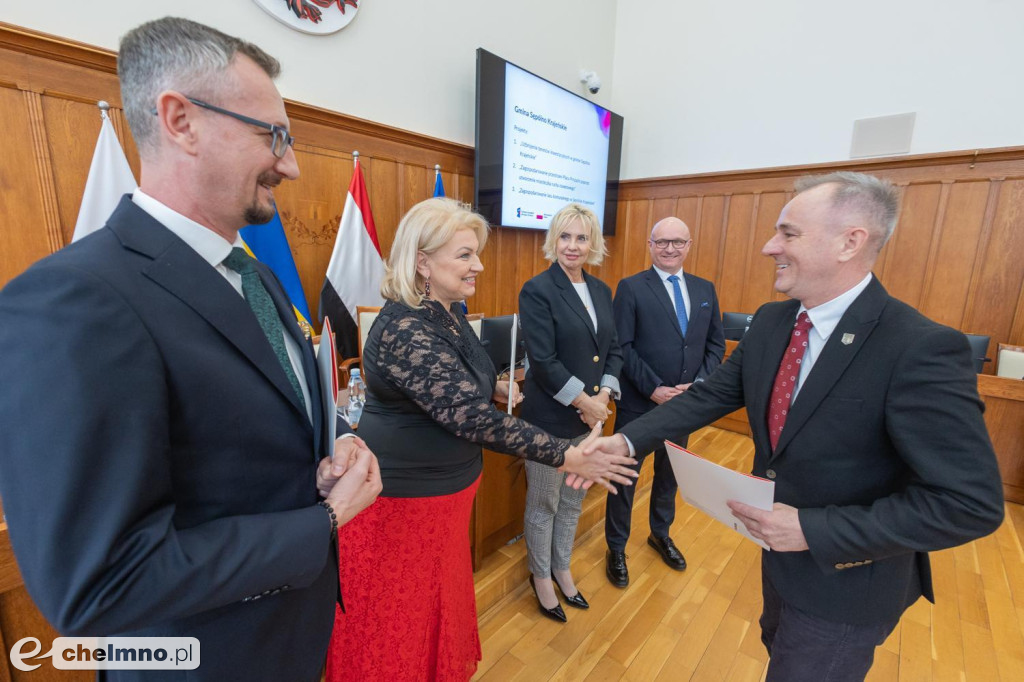 Mamy nowe umowy w FEdKP: ekologia, przestrzeń...