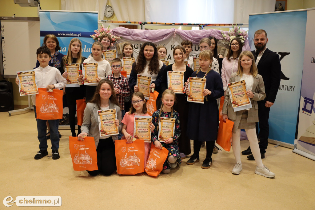 Zmierzyli się w recytacji wierszy