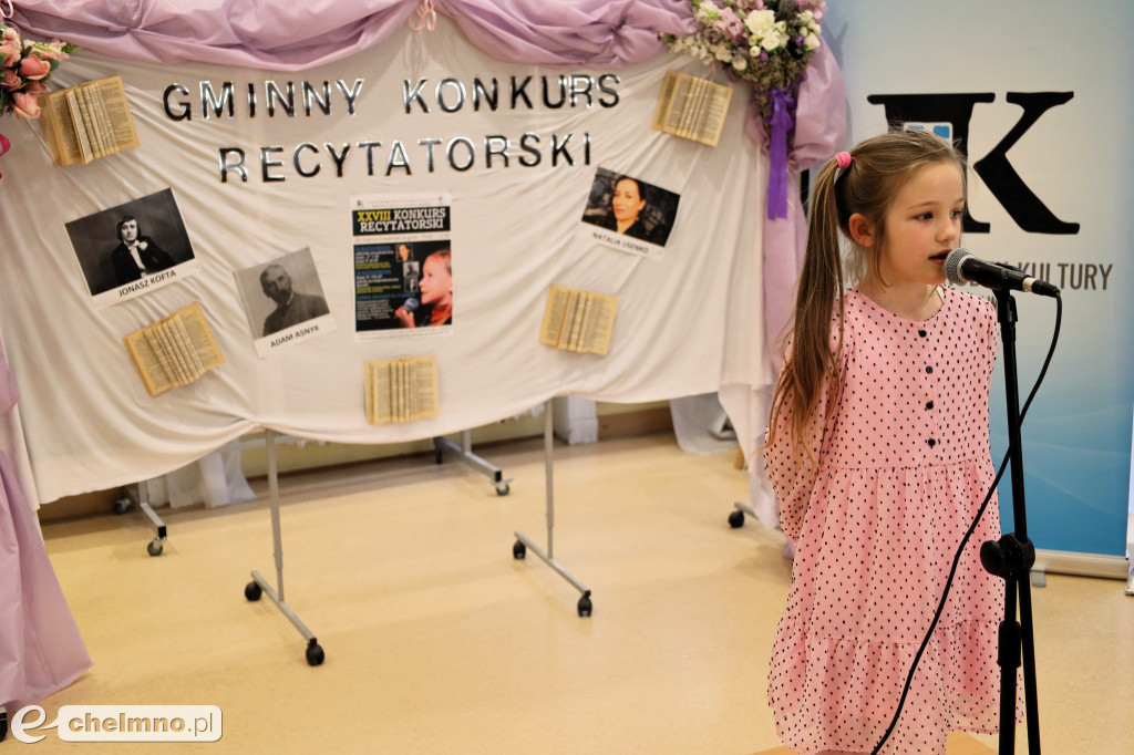 Zmierzyli się w recytacji wierszy