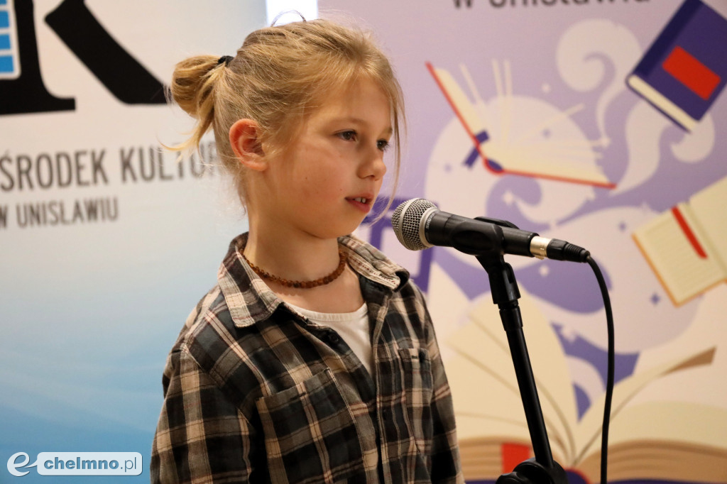 Zmierzyli się w recytacji wierszy