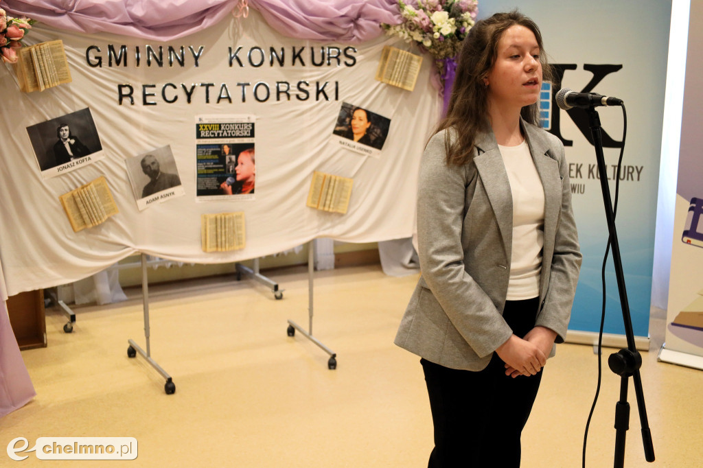 Zmierzyli się w recytacji wierszy