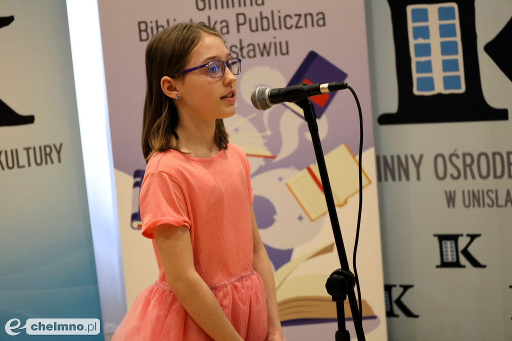 Zmierzyli się w recytacji wierszy