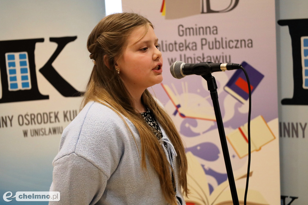 Zmierzyli się w recytacji wierszy