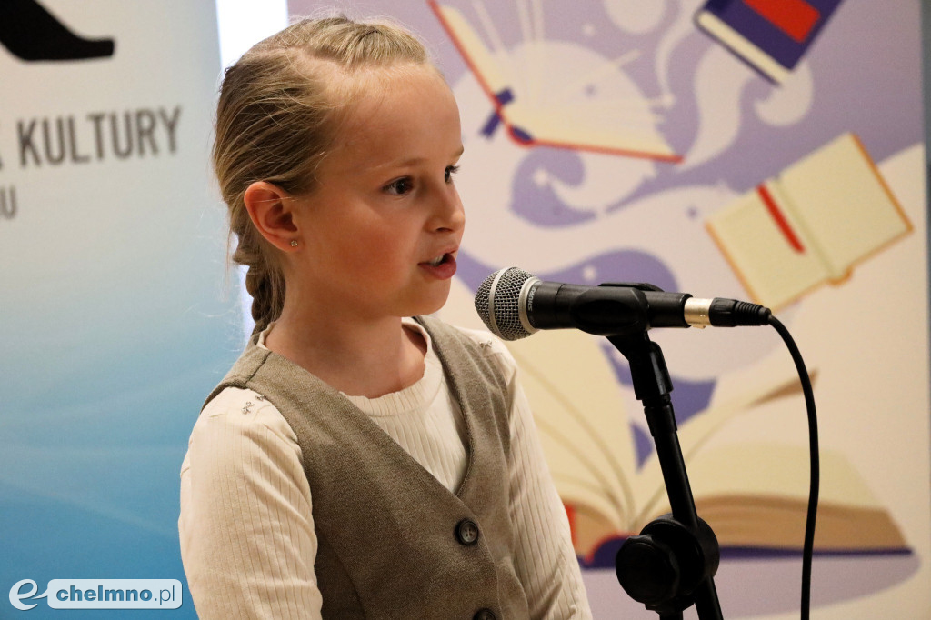 Zmierzyli się w recytacji wierszy