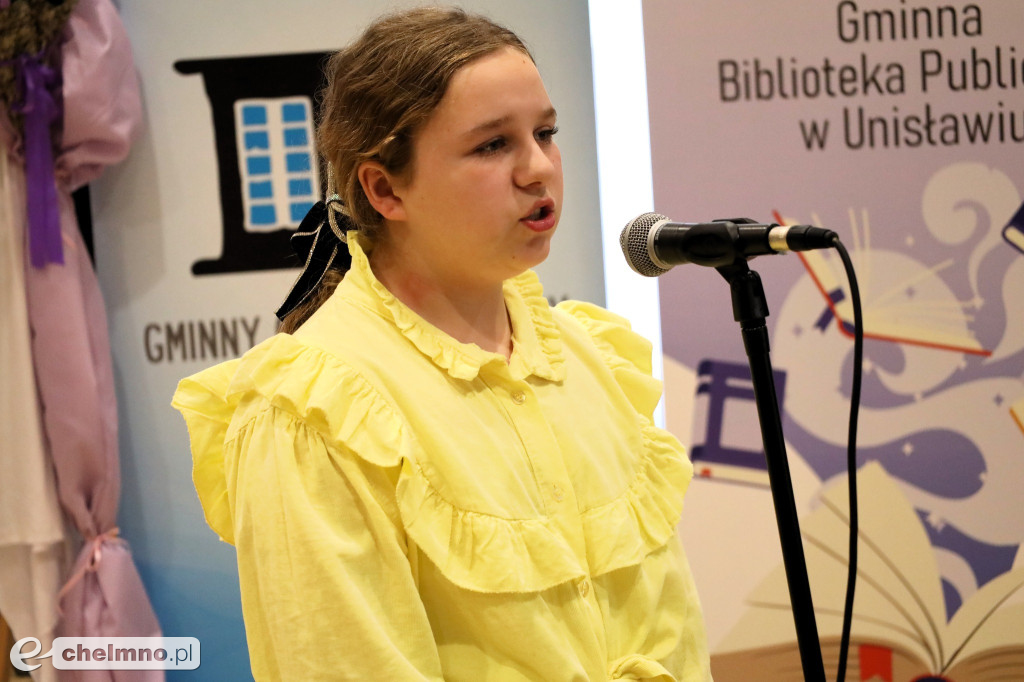 Zmierzyli się w recytacji wierszy