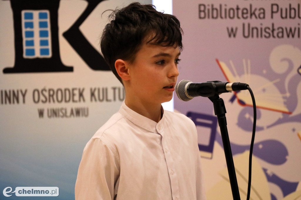 Zmierzyli się w recytacji wierszy