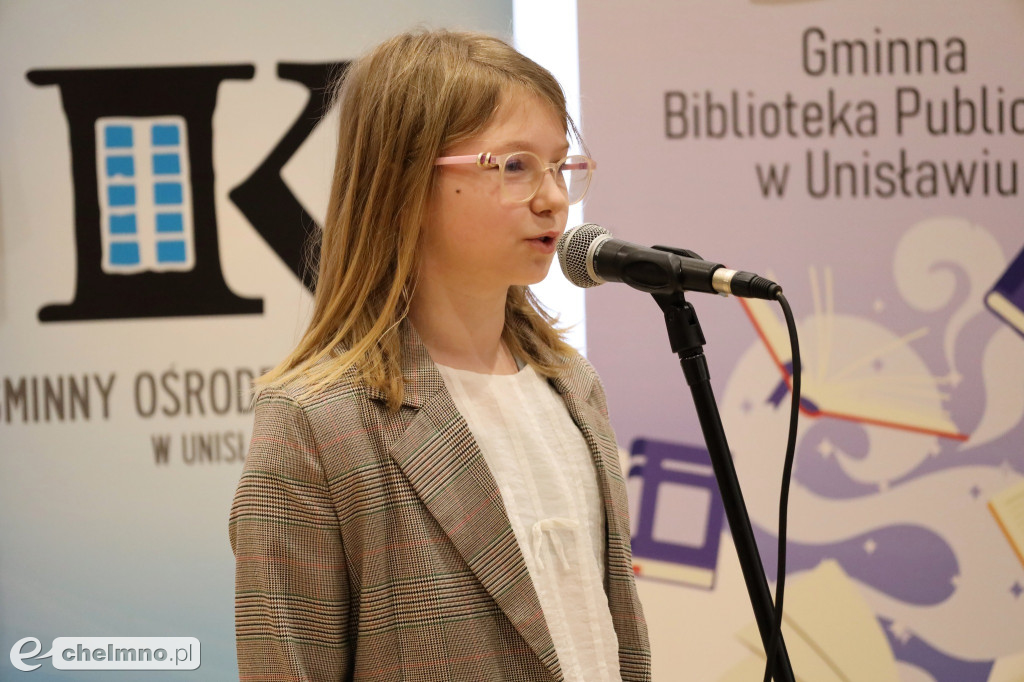 Zmierzyli się w recytacji wierszy