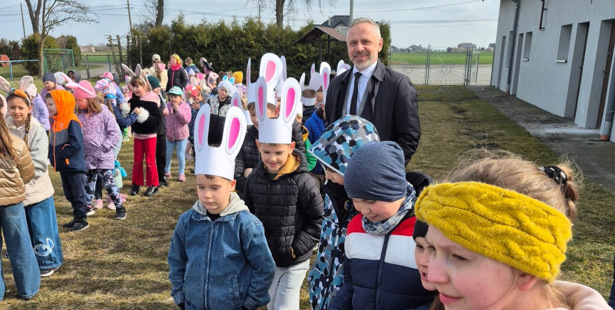 Spotkanie z jajem na polanie