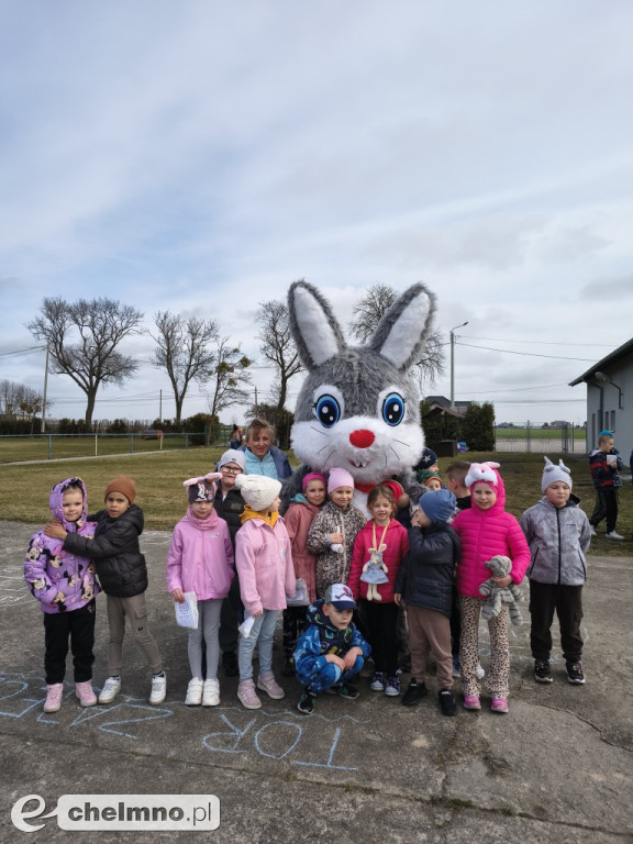 Spotkanie z jajem na polanie