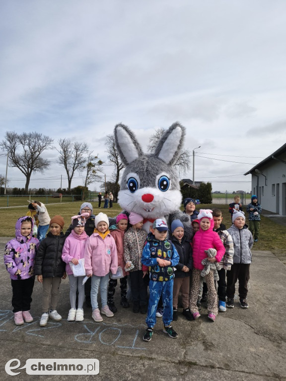 Spotkanie z jajem na polanie