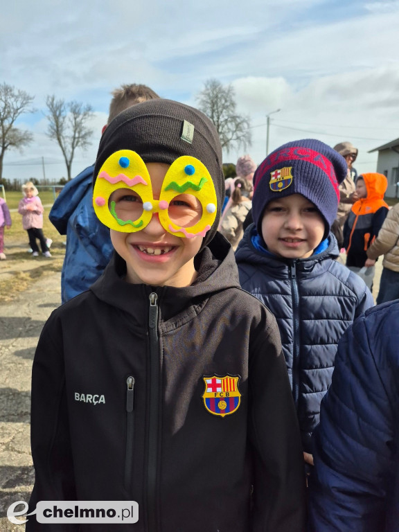 Spotkanie z jajem na polanie