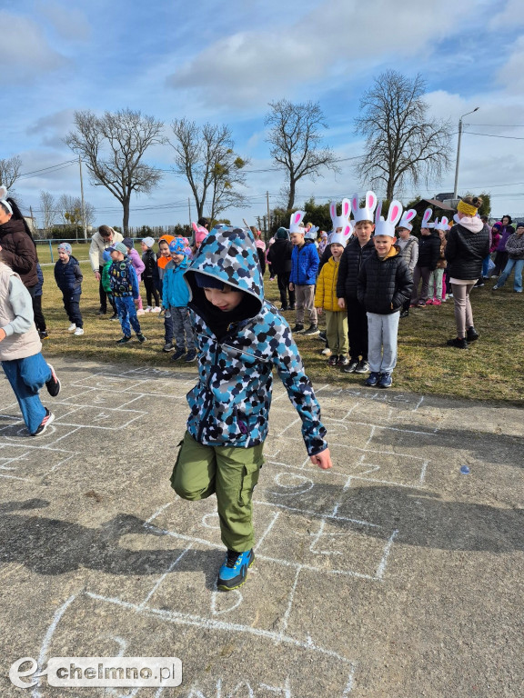 Spotkanie z jajem na polanie