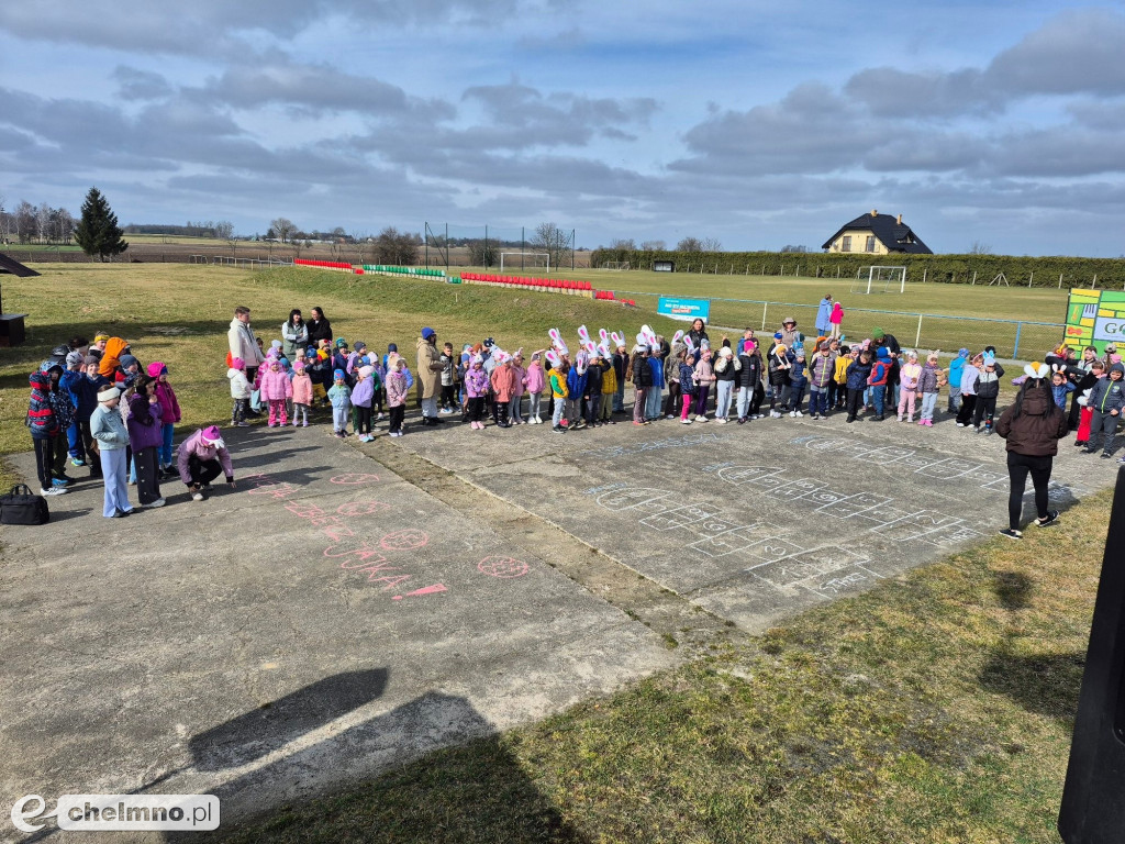 Spotkanie z jajem na polanie
