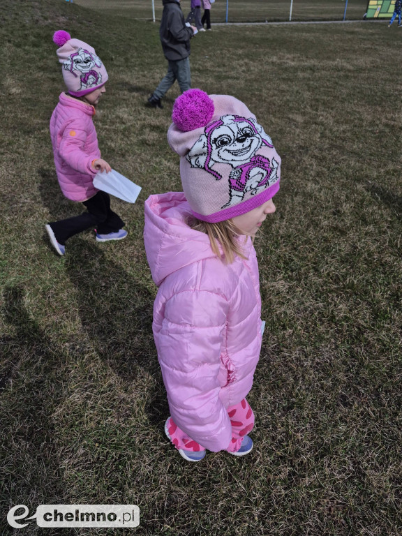 Spotkanie z jajem na polanie