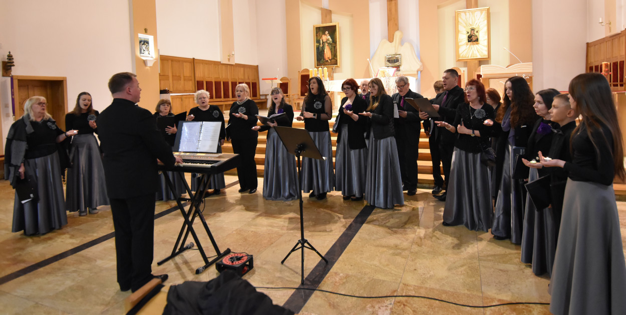 Wieczór pasyjnej zadumy w parafii Świętego Józefa