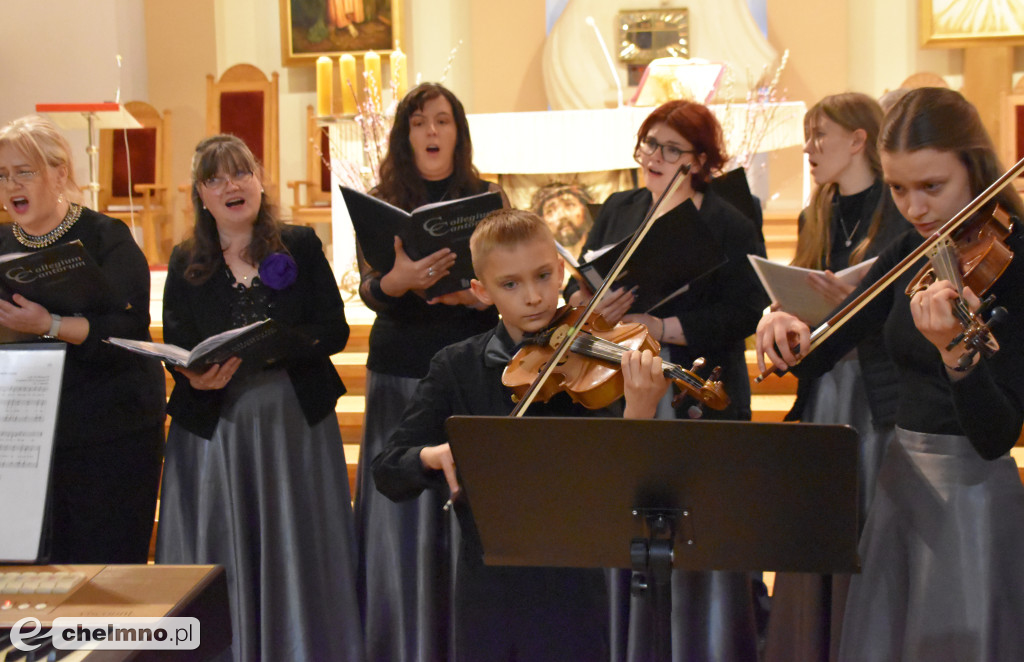 Wieczór pasyjnej zadumy w parafii Świętego Józefa