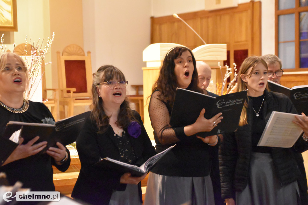 Wieczór pasyjnej zadumy w parafii Świętego Józefa