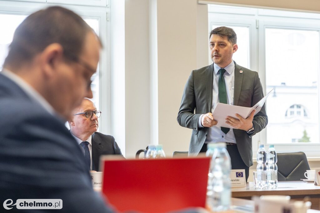 Zielone aleje powstaną przy kolejnych drogach wojewódzkich