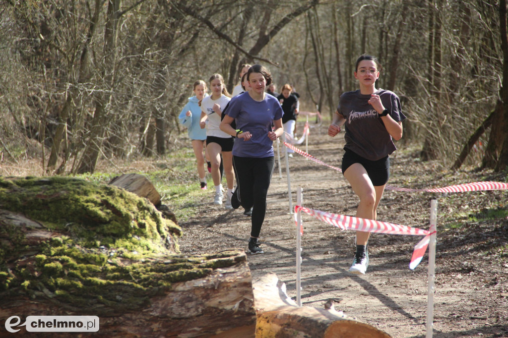 Przełaje w Parku Słowackiego w Chełmnie Rywalizowało 100 uczniów