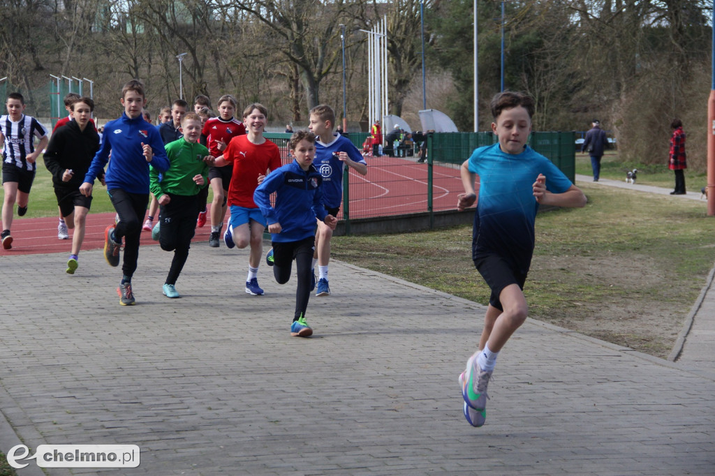 Przełaje w Parku Słowackiego w Chełmnie Rywalizowało 100 uczniów