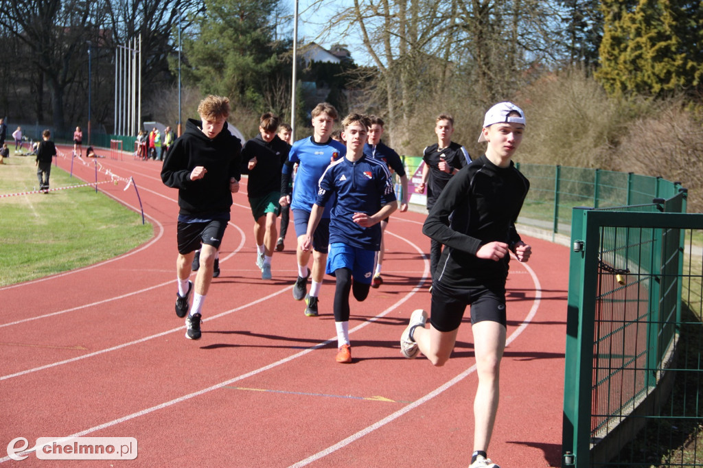 Przełaje w Parku Słowackiego w Chełmnie Rywalizowało 100 uczniów