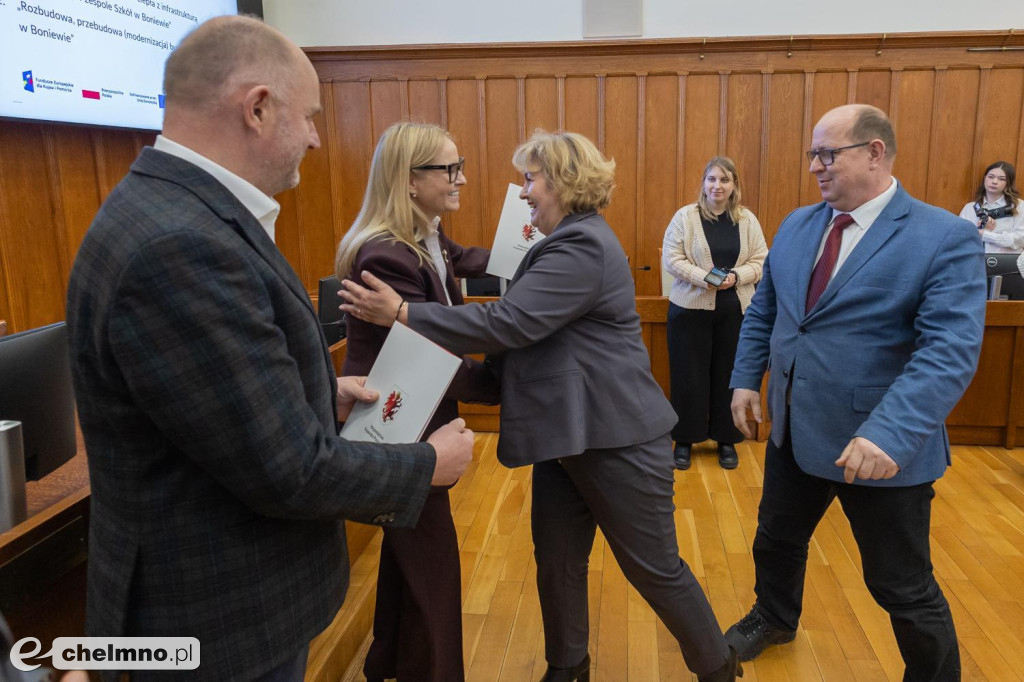 Nowe umowy FEdKP – projekty, na które czekają lokalne społeczności